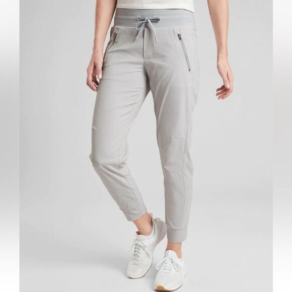 Athleta Pants - Athleta Pants Trekkie North Jogger size 2 Pockets Hiking Gray 405726-05